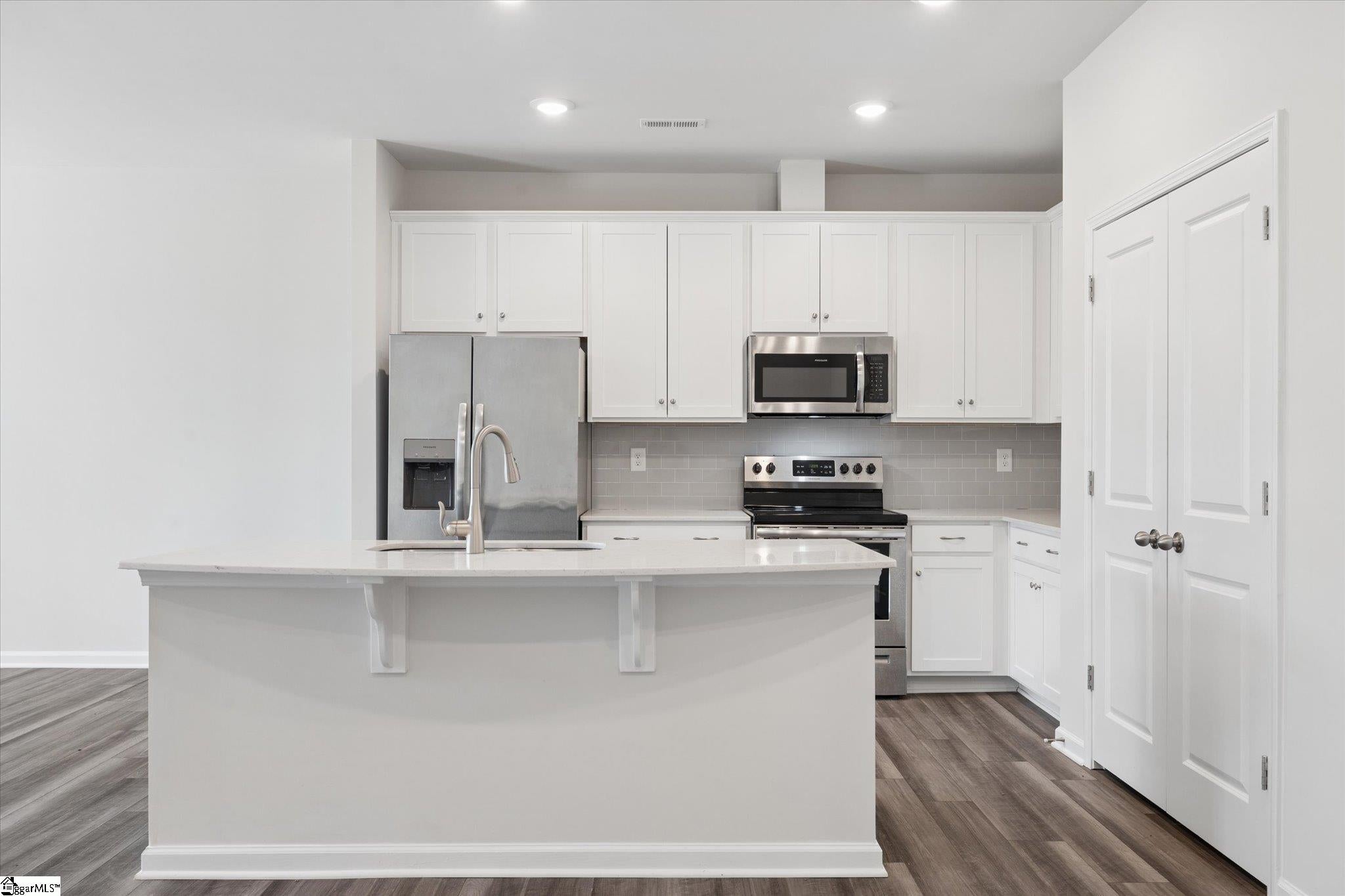 Real Estate Search 4 303 E Compass Way