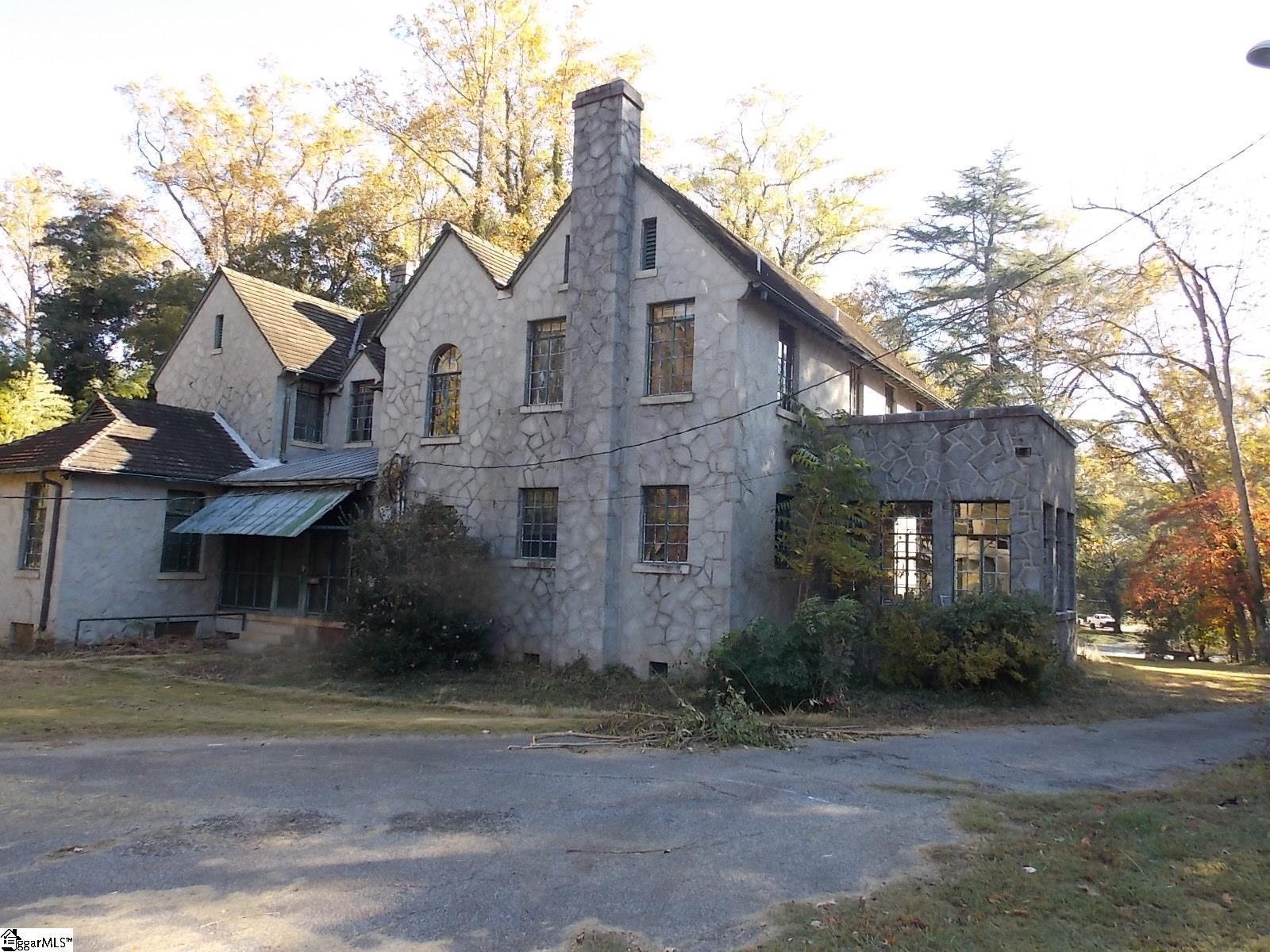 905B E Greenville Street