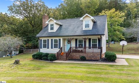 28 Jesse Court Taylors SC 29687