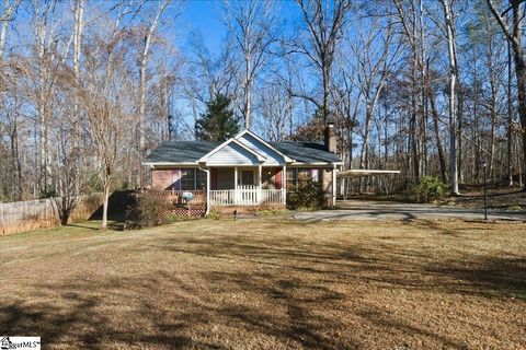 Photo of 1051 W Duncan Road, Greenville, SC 29617 (MLS # 1578548)