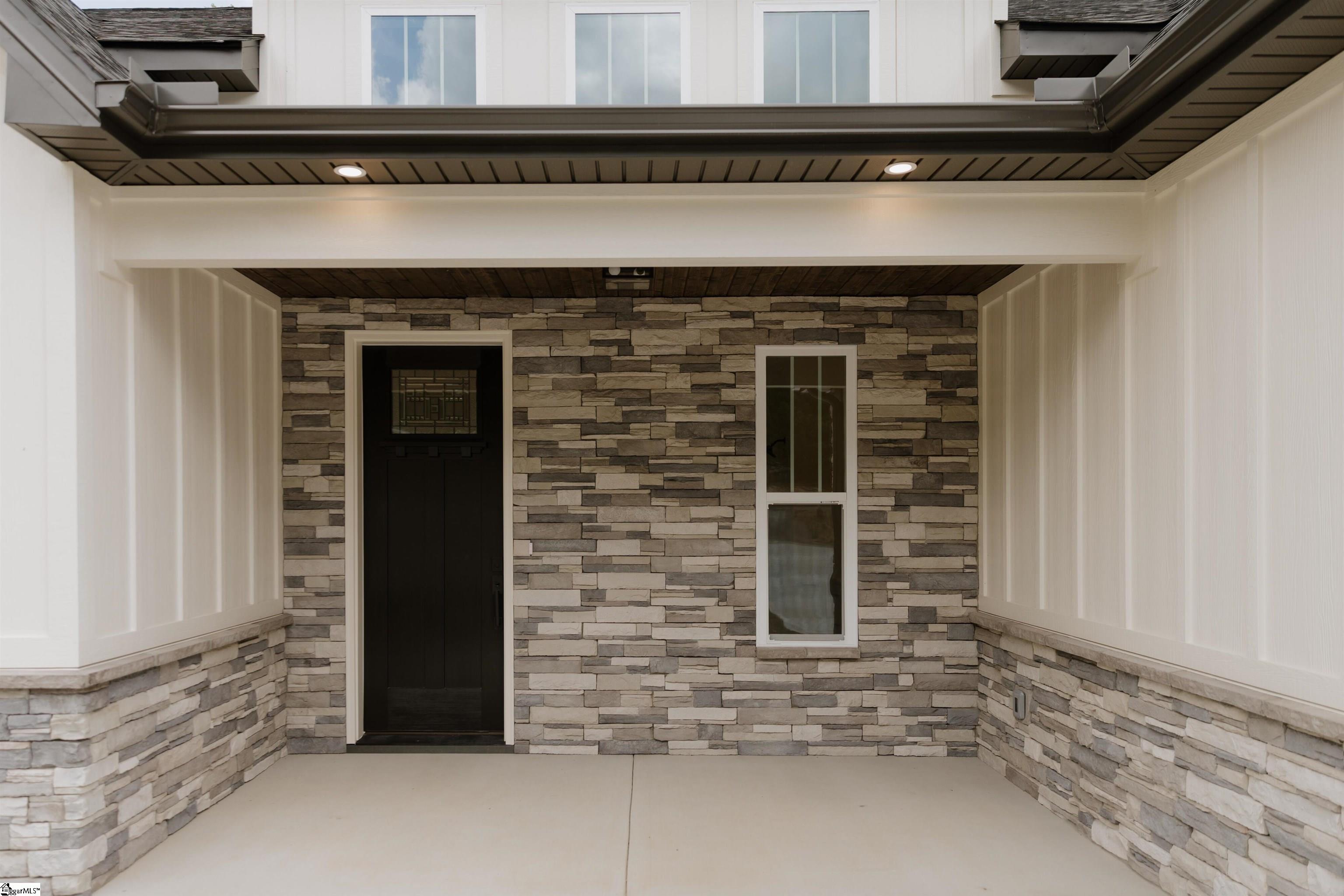 800 Glassy Road