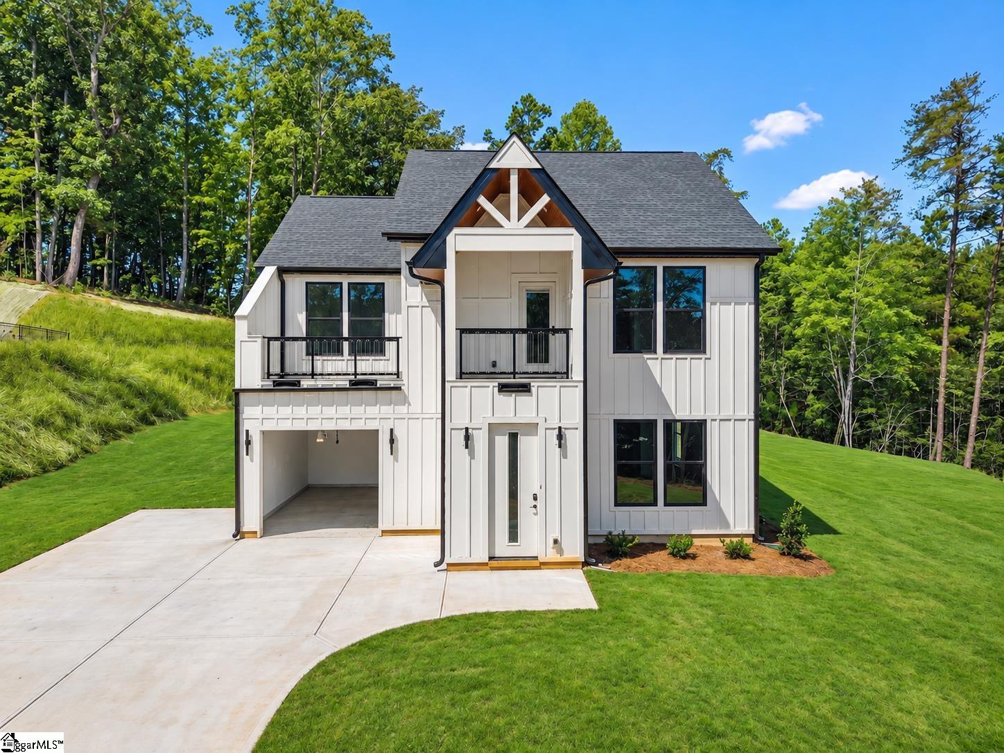 152 Boxwood Lane