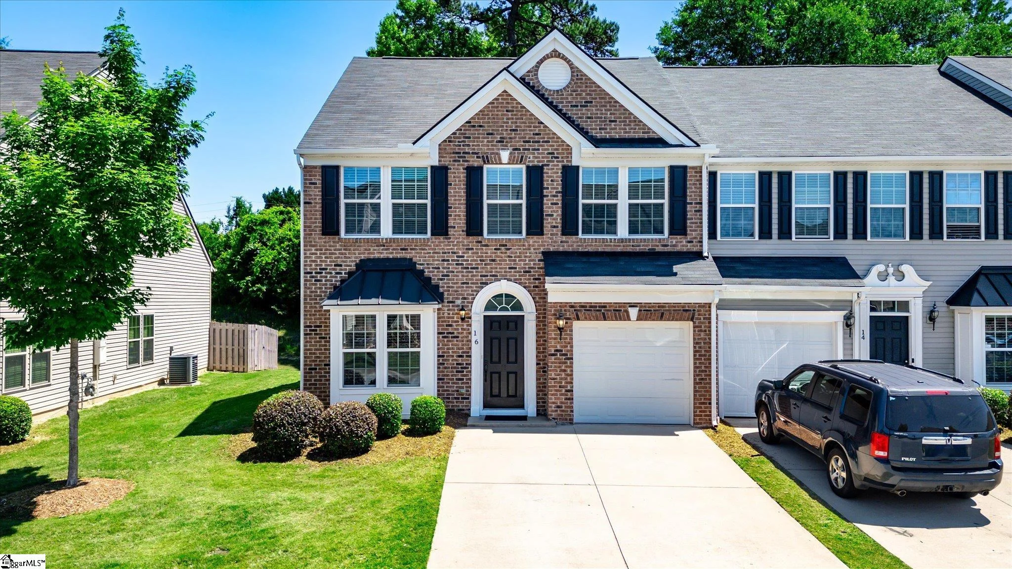 16 Fairchild Way