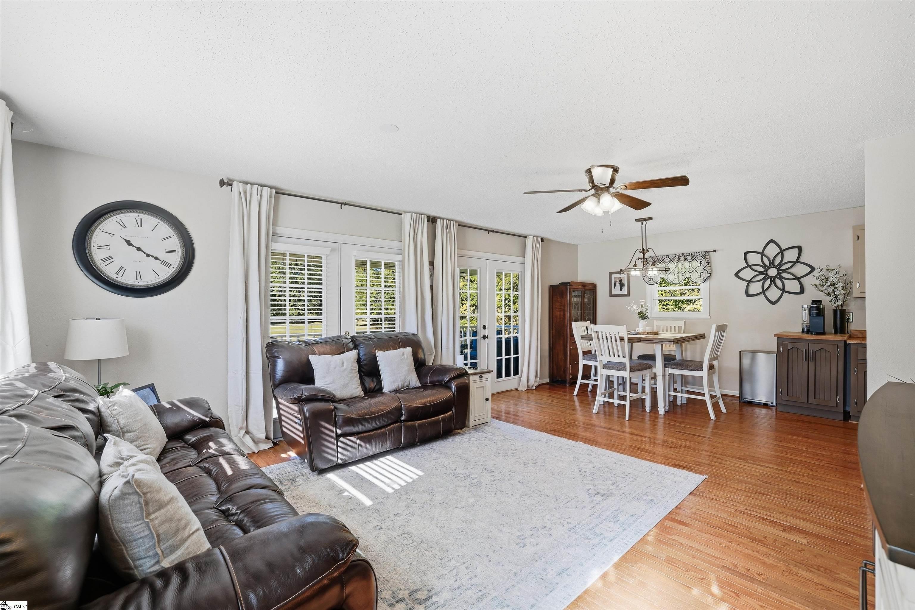 215 Thompson Road