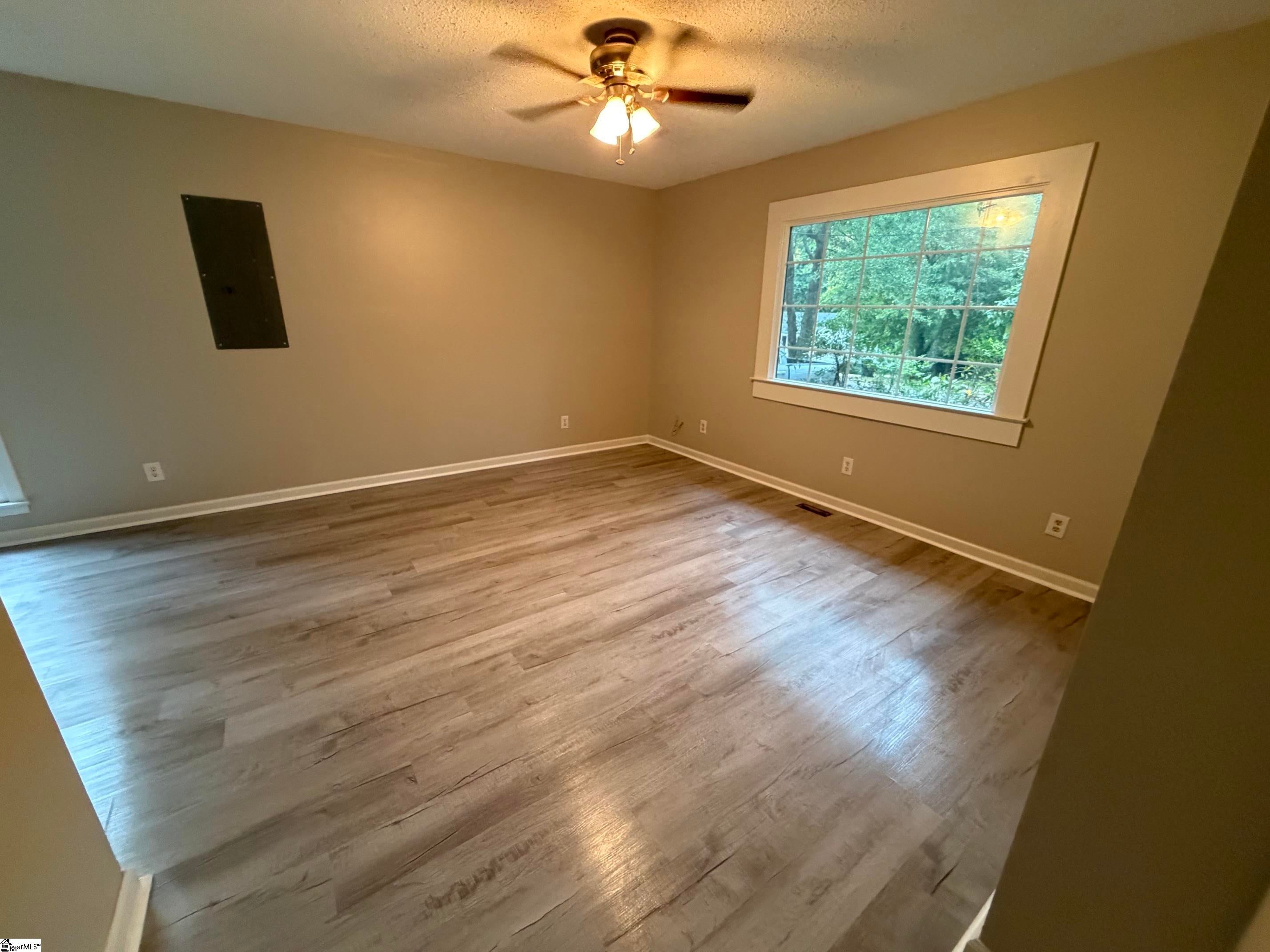 Real Estate Search 3 601 Humphrey Street