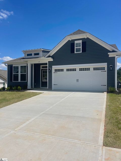 Photo of 19 Halsey Street, Central, SC 29630 (MLS # 1592771)