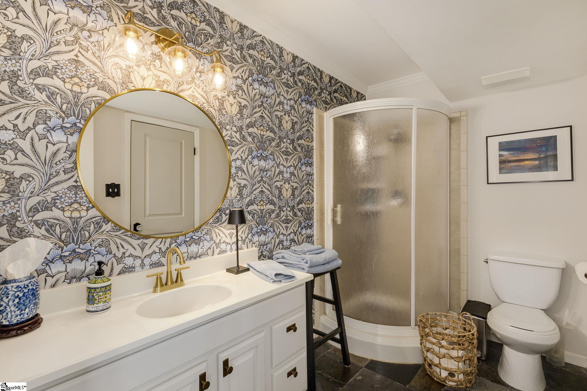 Greenville, South Carolina 29615, United States, 4 Bedrooms Bedrooms, ,4 BathroomsBathrooms,Residential,Contingent,99616