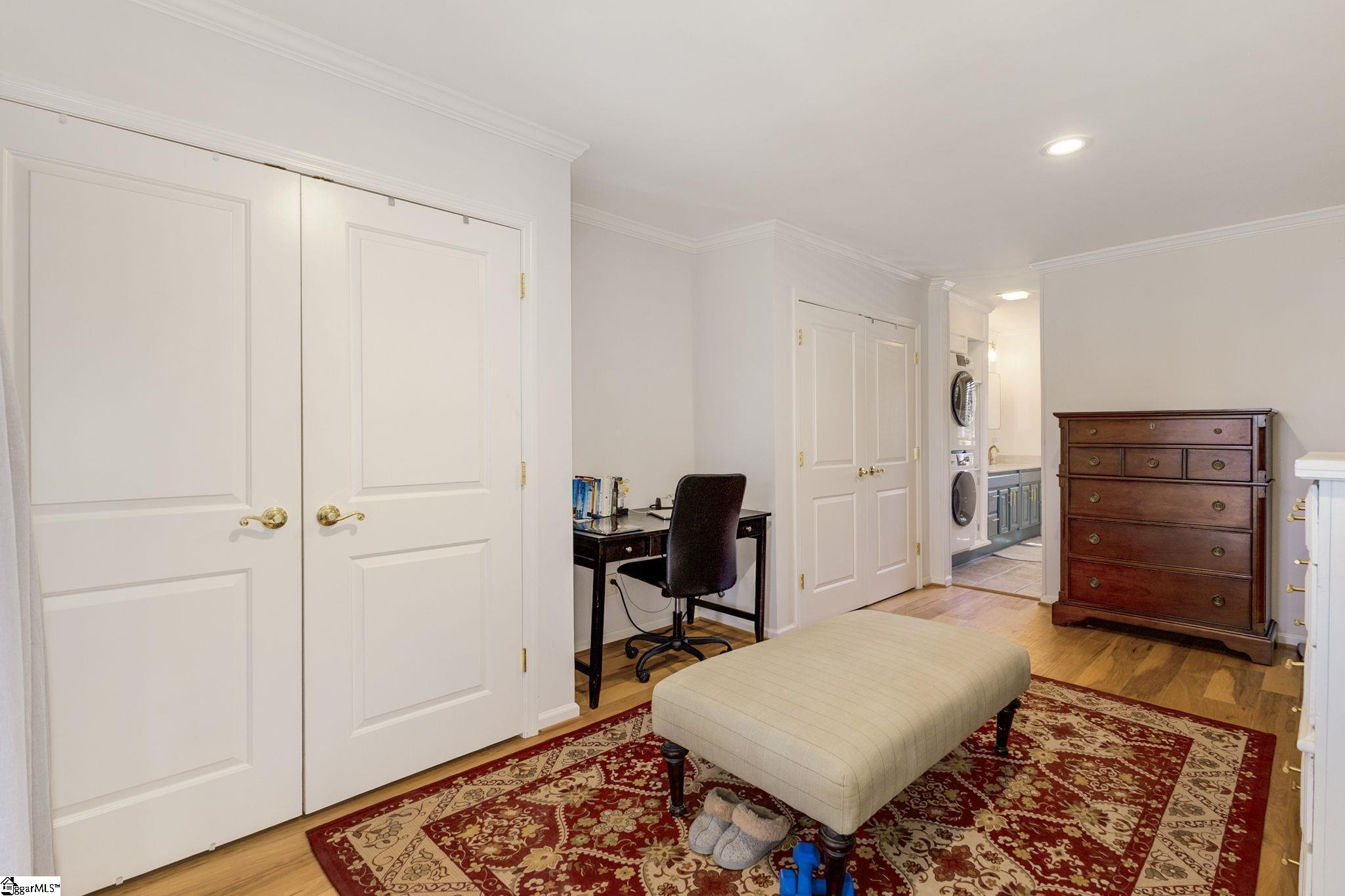 Greenville, South Carolina 29615, United States, 4 Bedrooms Bedrooms, ,4 BathroomsBathrooms,Residential,Contingent,99616