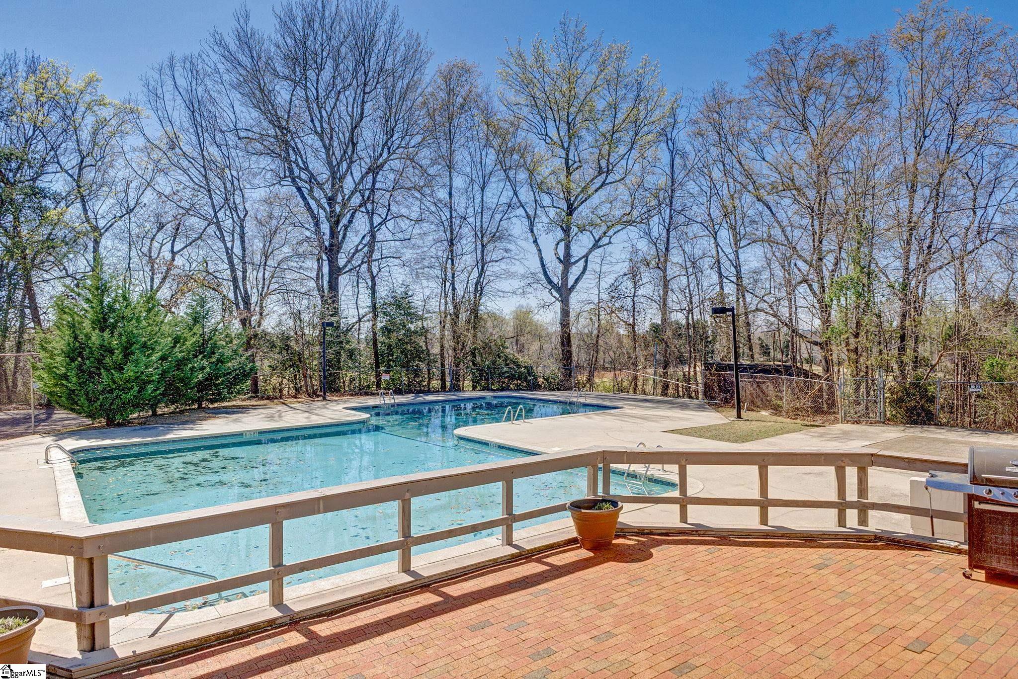 Greenville, South Carolina 29615, United States, 4 Bedrooms Bedrooms, ,4 BathroomsBathrooms,Residential,Contingent,99616