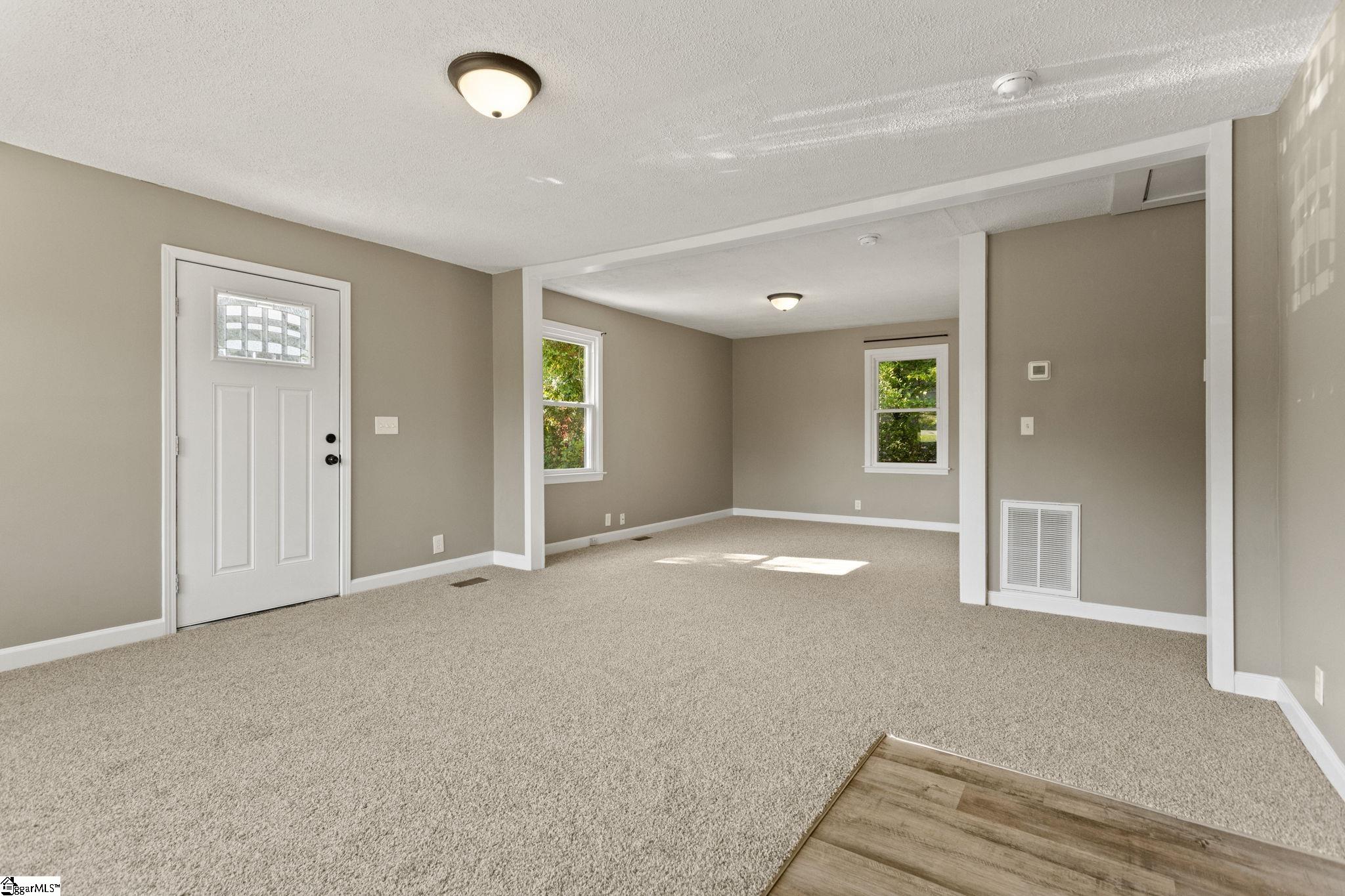 600 Sunnyside Drive, Greer, SC Home for Sale 2 600 Sunnyside Drive