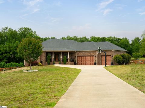 Photo of 148 Century Court, Gray Court, SC 29645 (MLS # 1591504)
