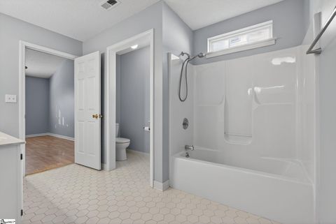 Tiny photo for 5 Hazelnut Court, Taylors, SC 29687 (MLS # 1576012)