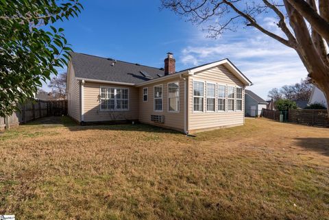 Tiny photo for 5 Hazelnut Court, Taylors, SC 29687 (MLS # 1576012)