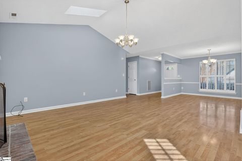 Tiny photo for 5 Hazelnut Court, Taylors, SC 29687 (MLS # 1576012)