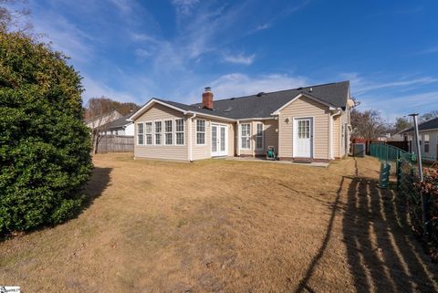 Tiny photo for 5 Hazelnut Court, Taylors, SC 29687 (MLS # 1576012)