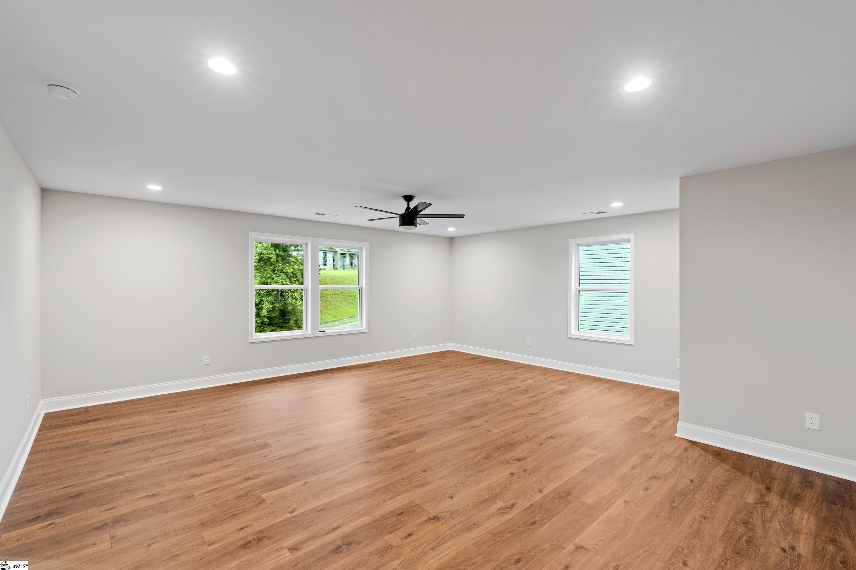 Greenville, South Carolina 29617, United States, 5 Bedrooms Bedrooms, ,4 BathroomsBathrooms,Residential,Active,170116