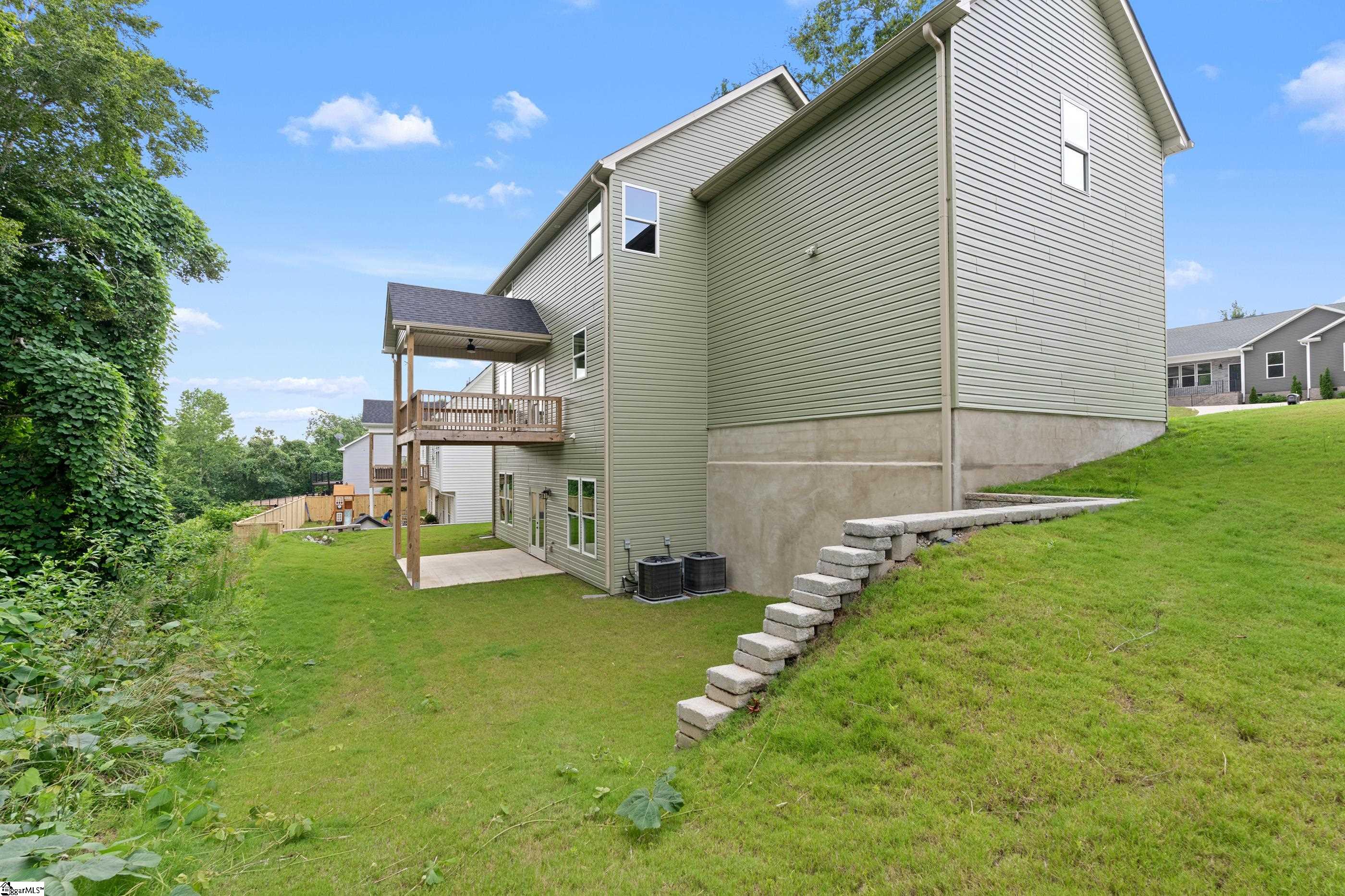 Greenville, South Carolina 29617, United States, 5 Bedrooms Bedrooms, ,4 BathroomsBathrooms,Residential,Active,170116