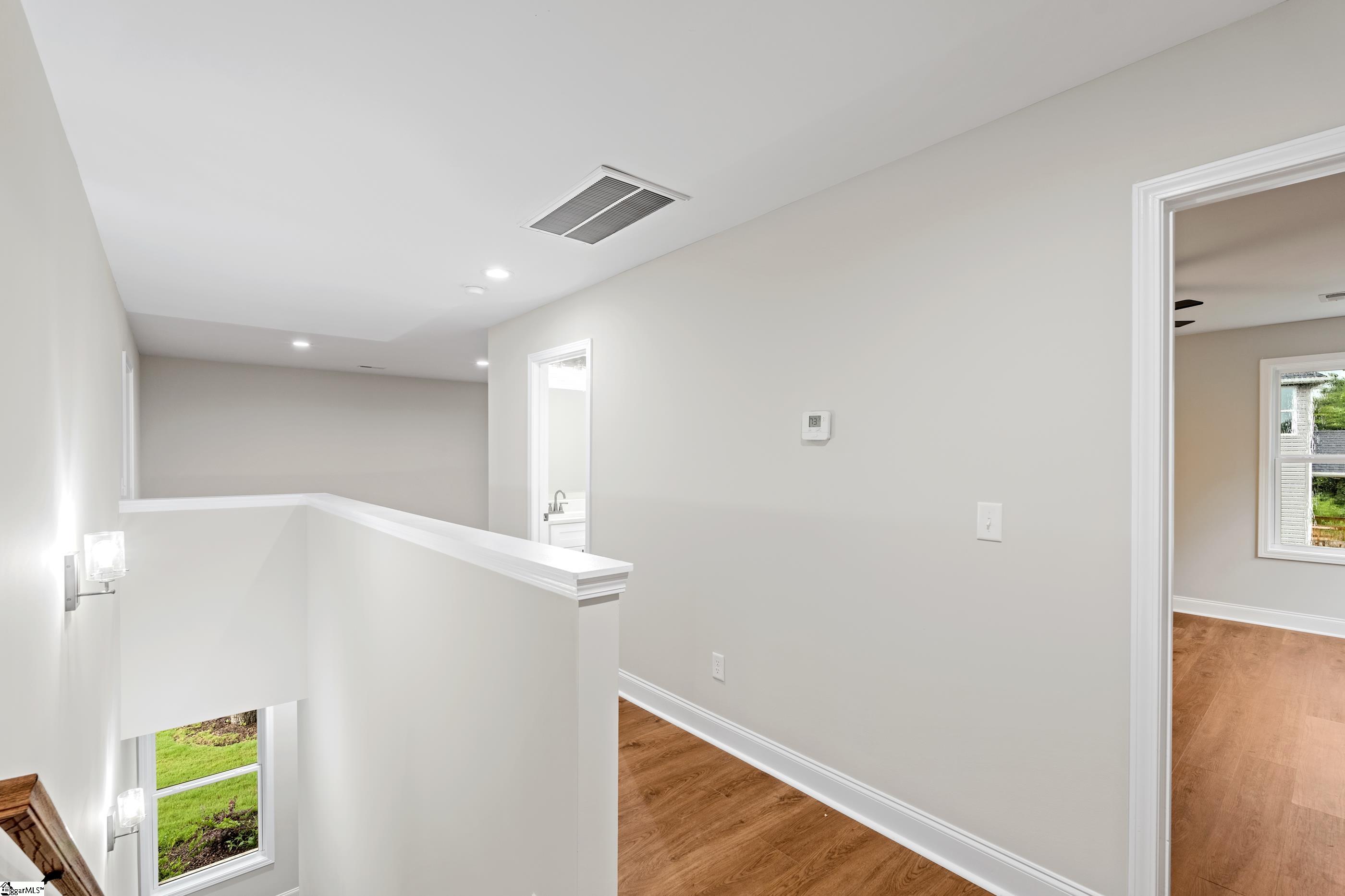 Greenville, South Carolina 29617, United States, 5 Bedrooms Bedrooms, ,4 BathroomsBathrooms,Residential,Active,170116