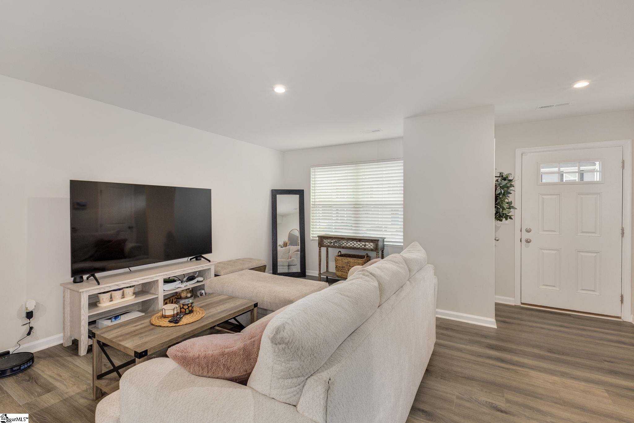 Greer, South Carolina 29651, United States, 3 Bedrooms Bedrooms, ,3 BathroomsBathrooms,Residential,Active,116220