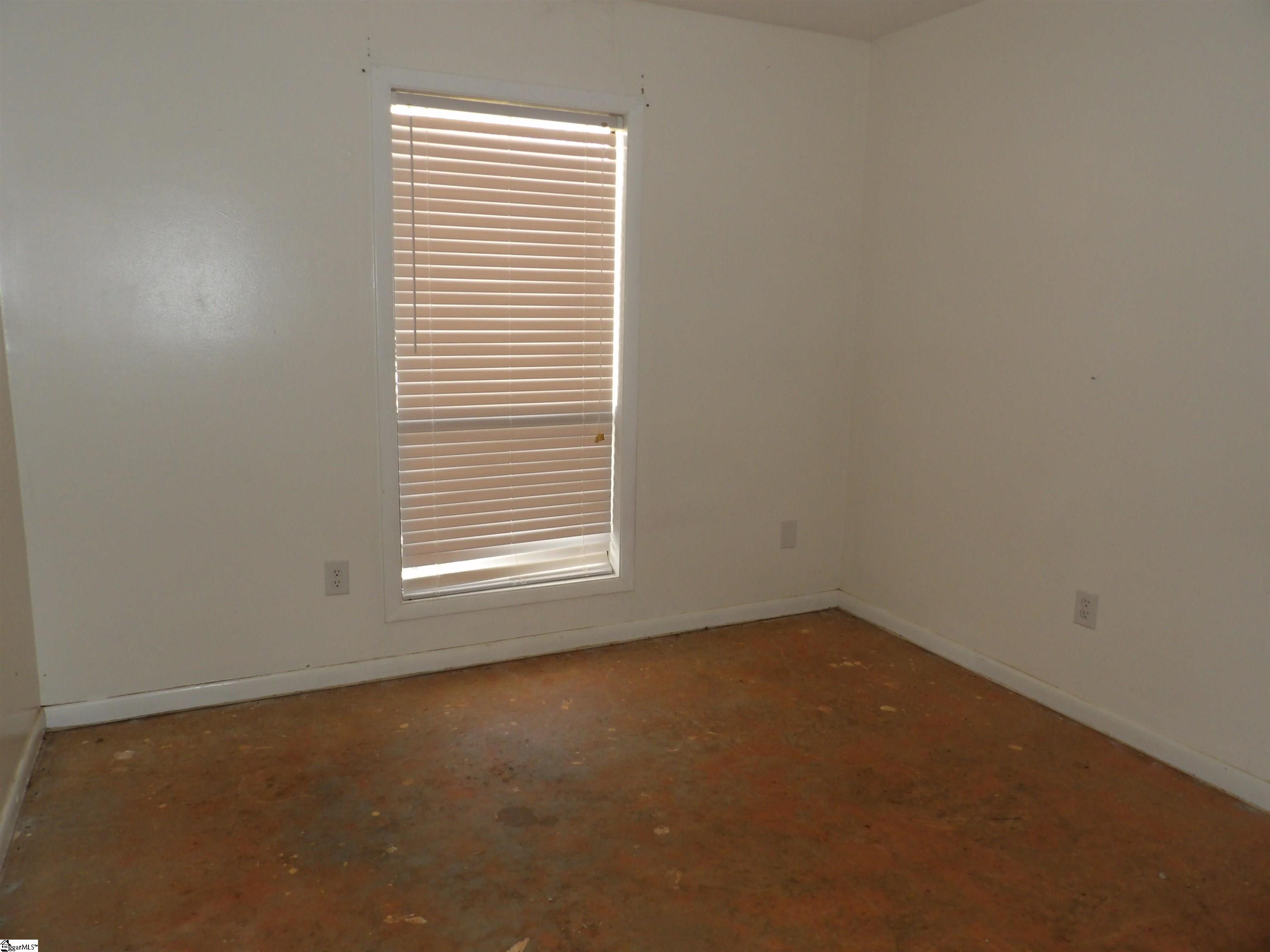 Spartanburg, South Carolina 29303, United States, 3 Bedrooms Bedrooms, ,2 BathroomsBathrooms,Residential,Pending,93708