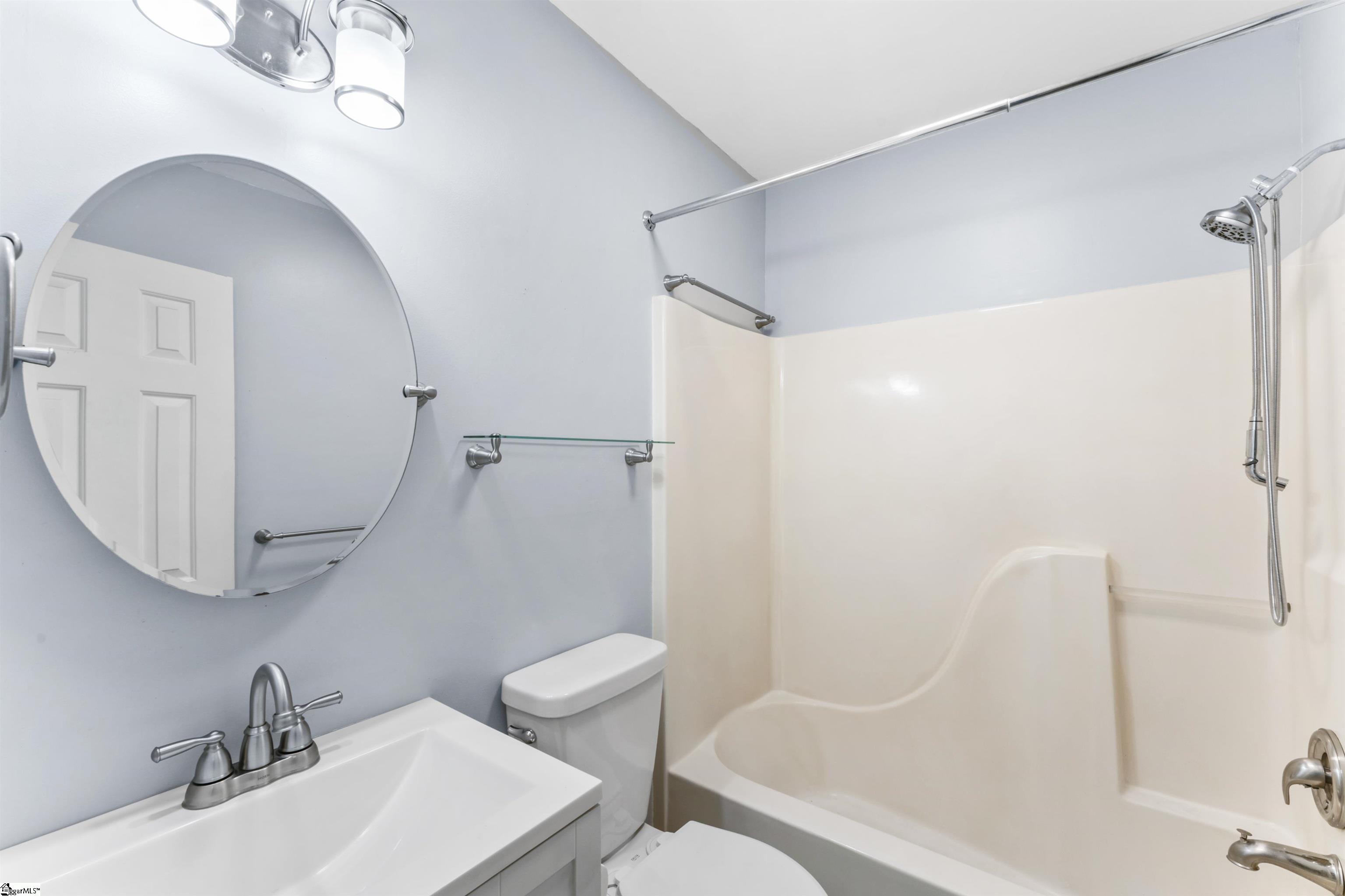 Anderson, South Carolina 29621, United States, 3 Bedrooms Bedrooms, ,2 BathroomsBathrooms,Residential,Active,212333