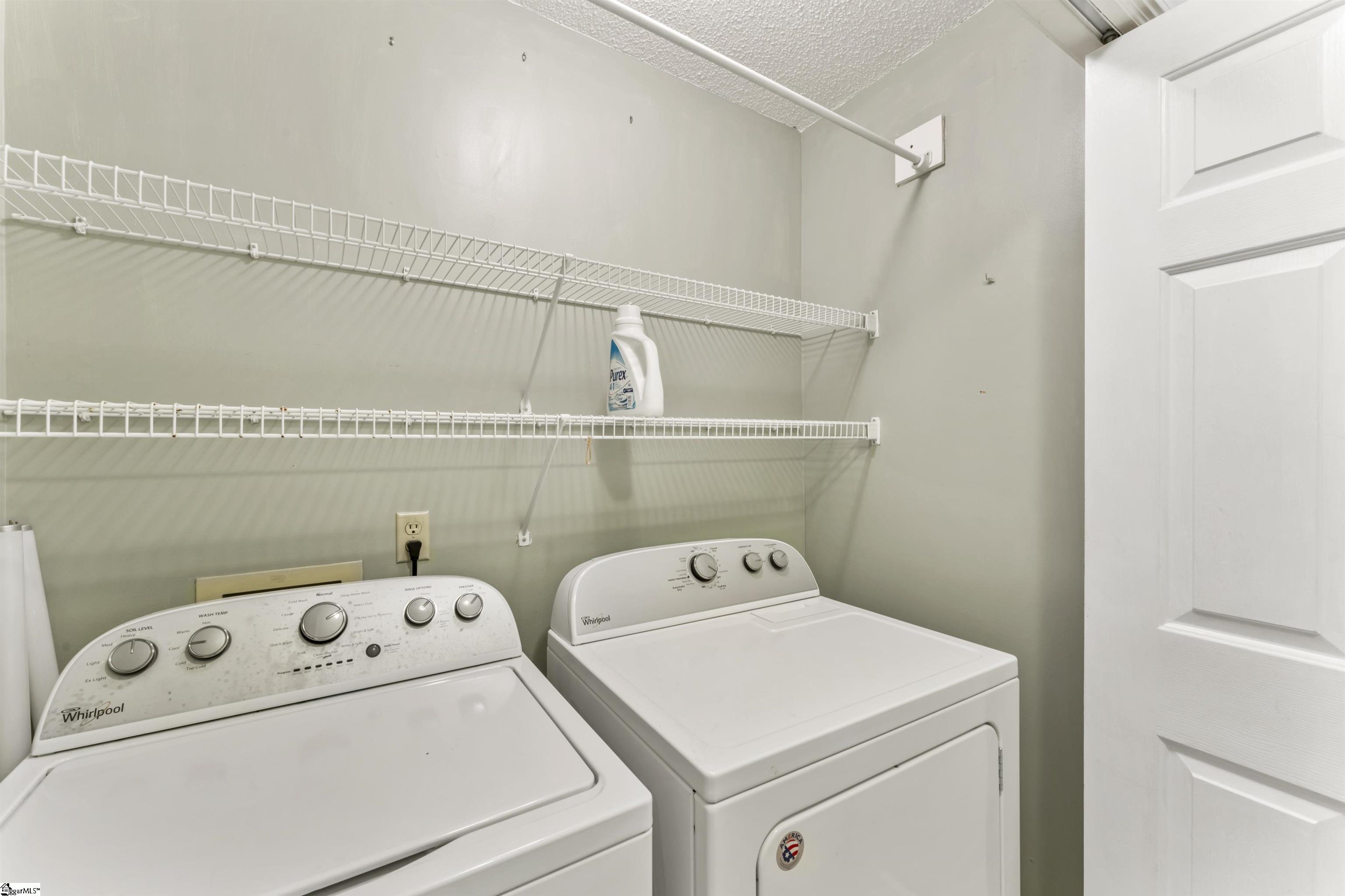 Anderson, South Carolina 29621, United States, 3 Bedrooms Bedrooms, ,2 BathroomsBathrooms,Residential,Active,212333