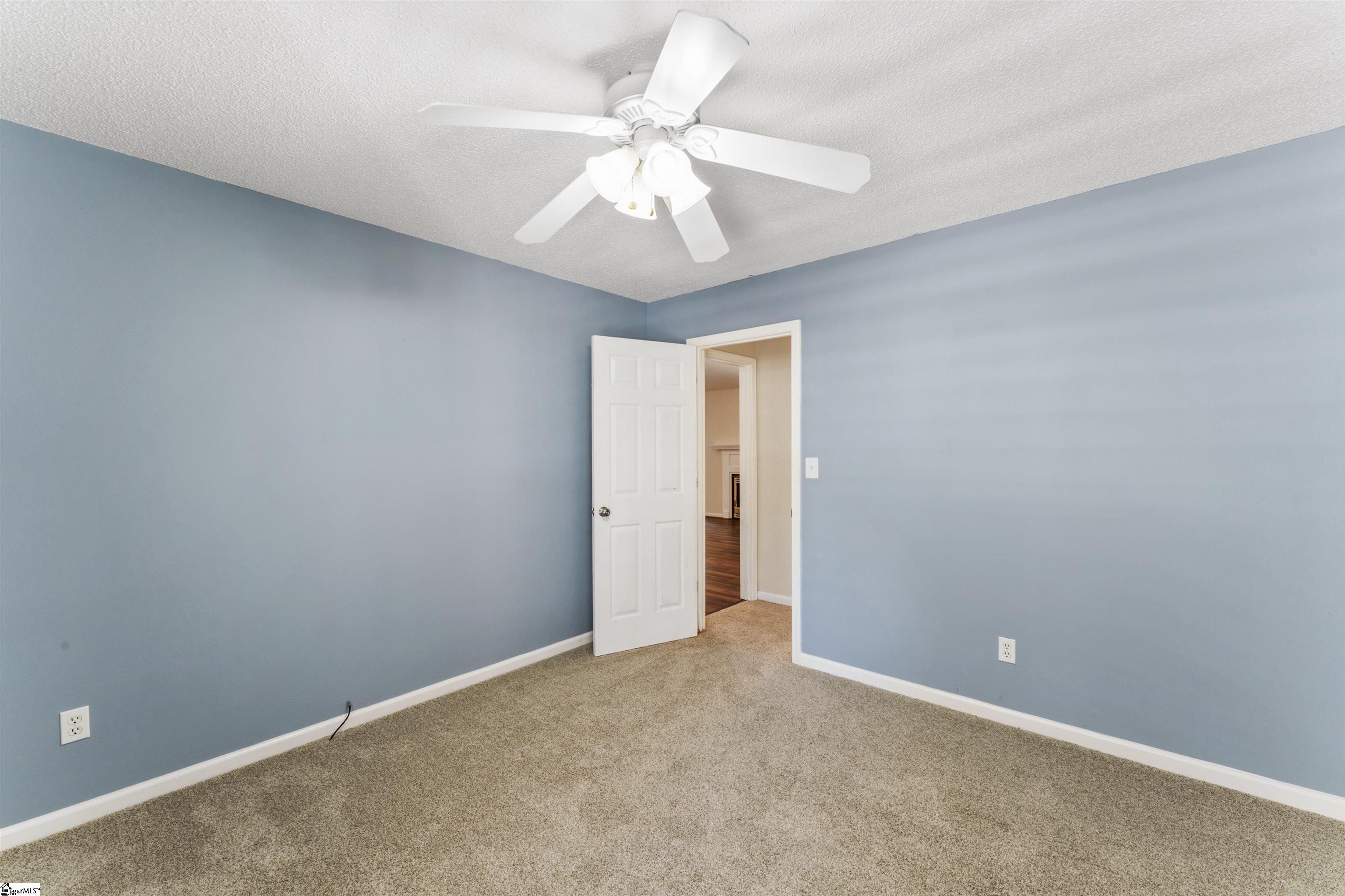 Anderson, South Carolina 29621, United States, 3 Bedrooms Bedrooms, ,2 BathroomsBathrooms,Residential,Active,212333