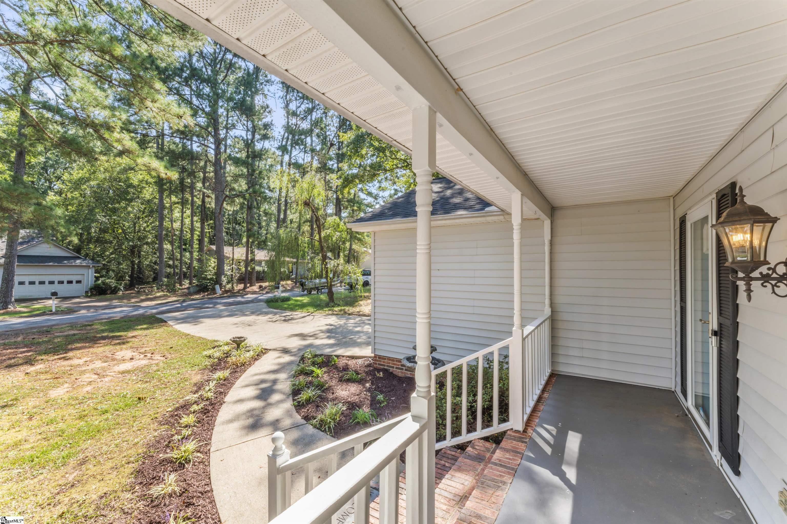 Anderson, South Carolina 29621, United States, 3 Bedrooms Bedrooms, ,2 BathroomsBathrooms,Residential,Active,212333