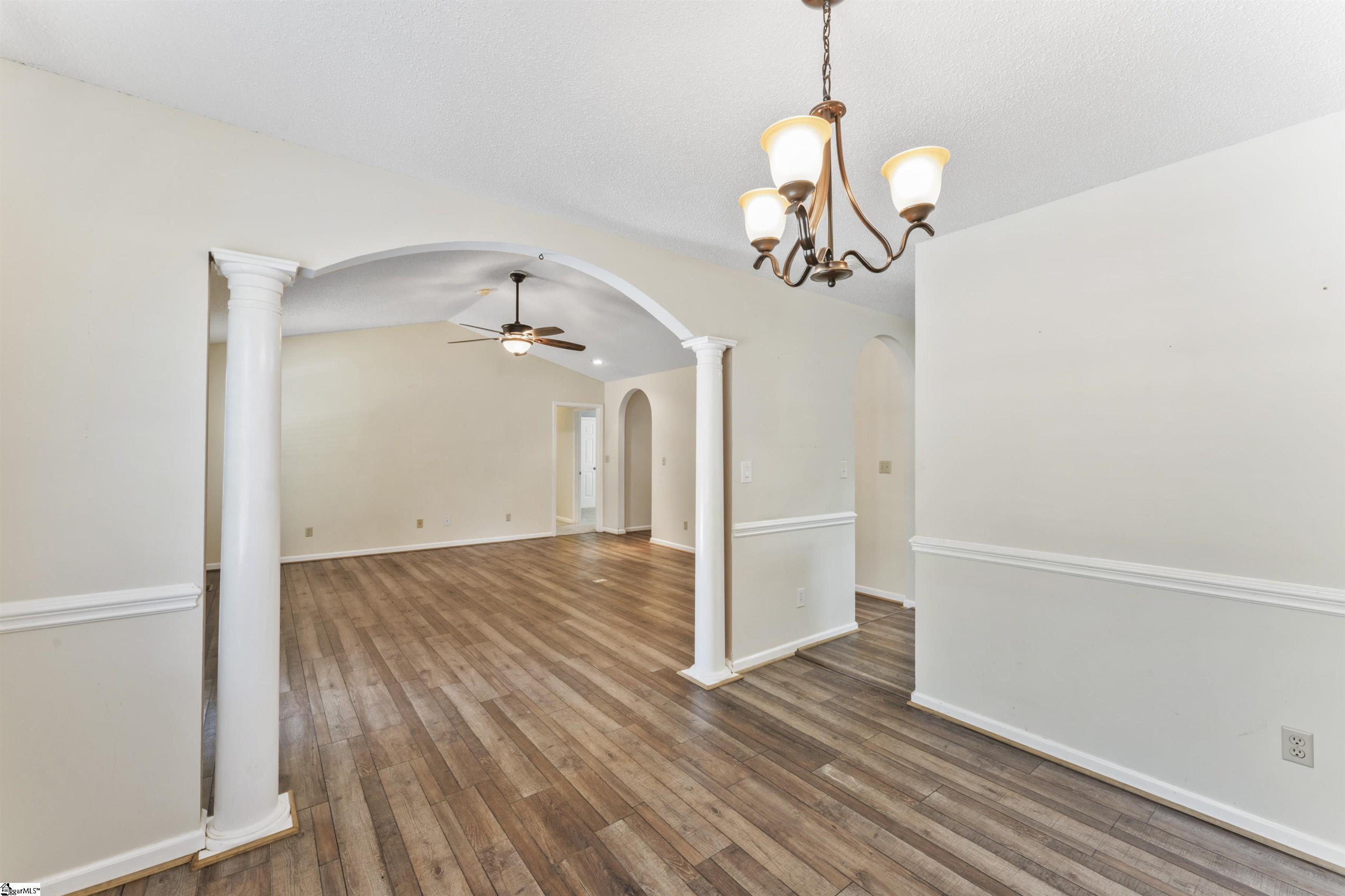 Anderson, South Carolina 29621, United States, 3 Bedrooms Bedrooms, ,2 BathroomsBathrooms,Residential,Active,212333