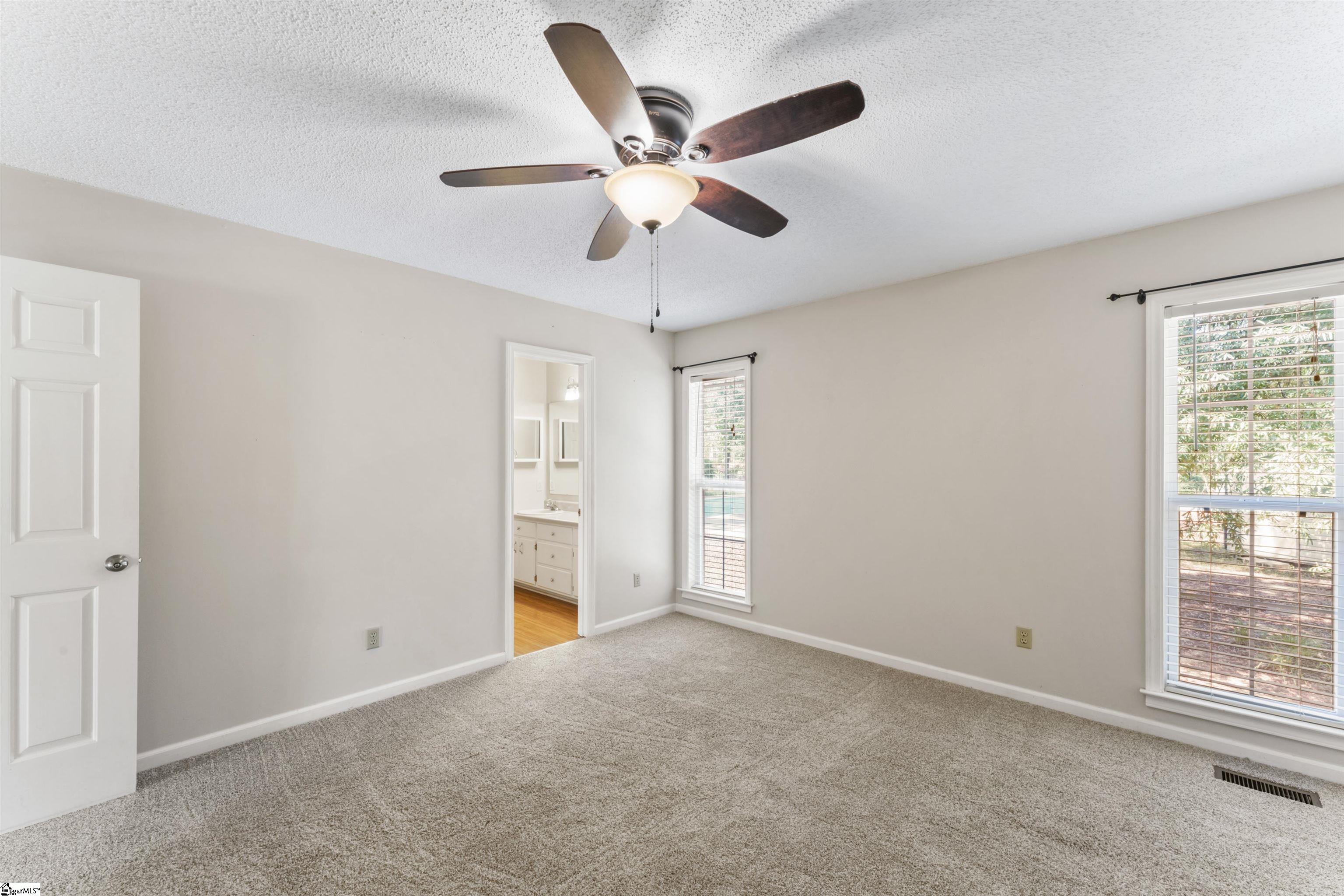 Anderson, South Carolina 29621, United States, 3 Bedrooms Bedrooms, ,2 BathroomsBathrooms,Residential,Active,212333