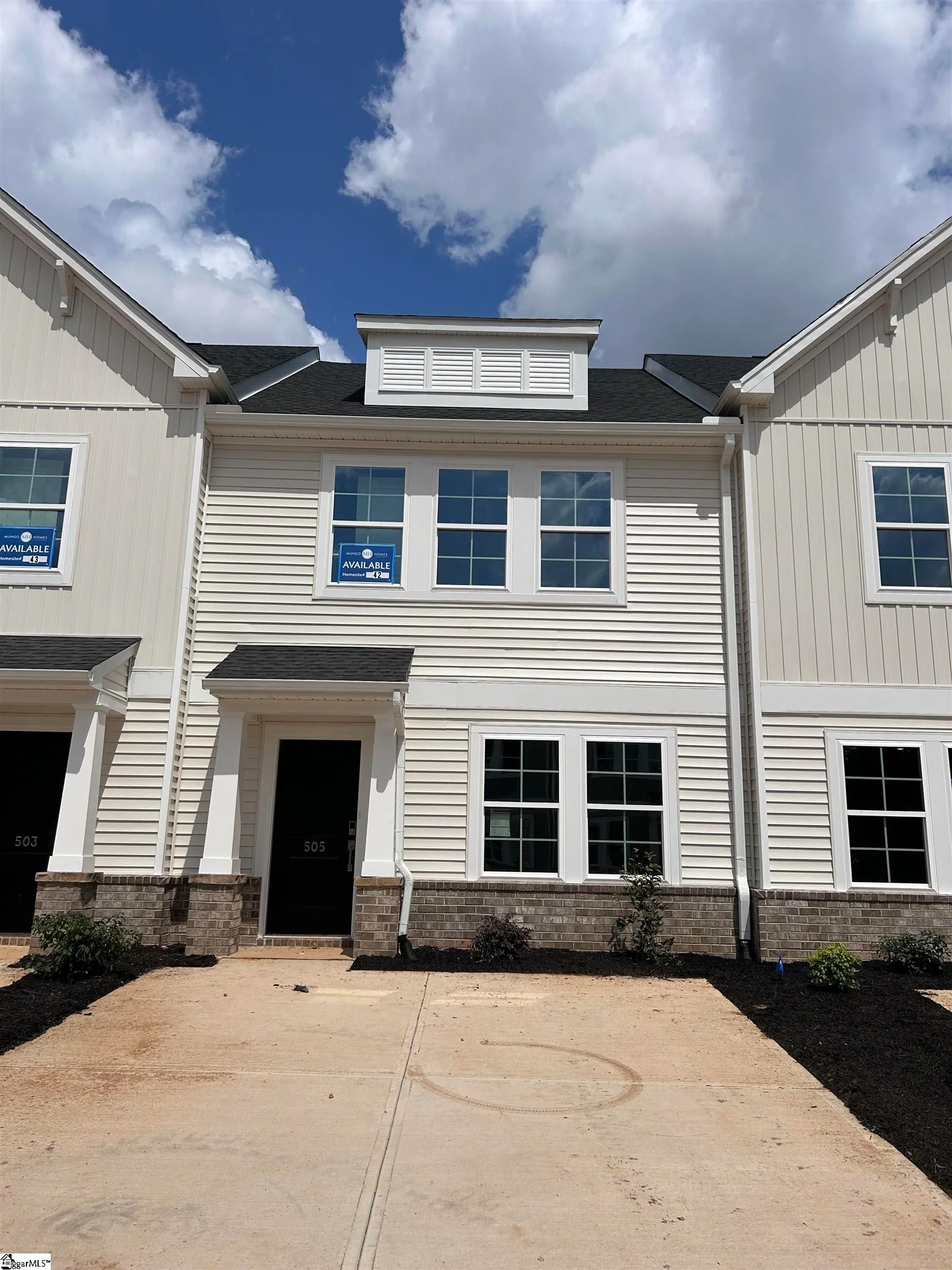 505 Fernleigh Trail