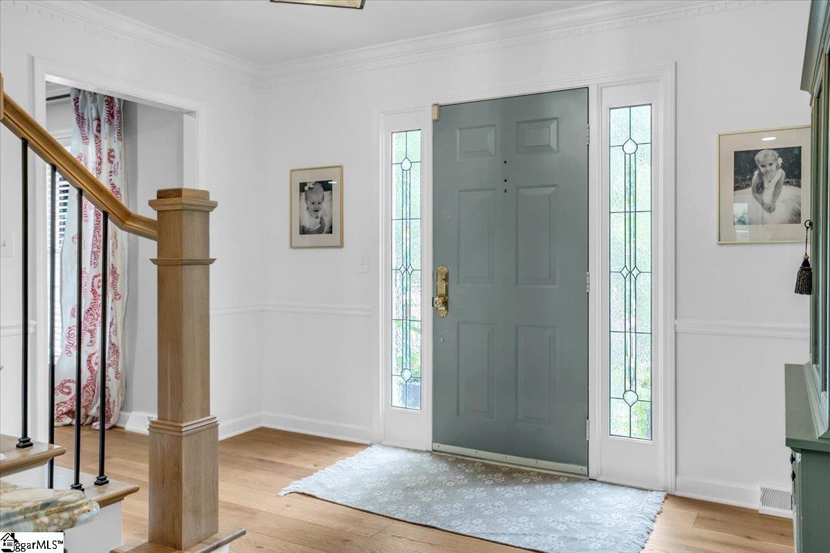 Greer, South Carolina 29650, United States, 4 Bedrooms Bedrooms, ,3 BathroomsBathrooms,Residential,Contingent,187250