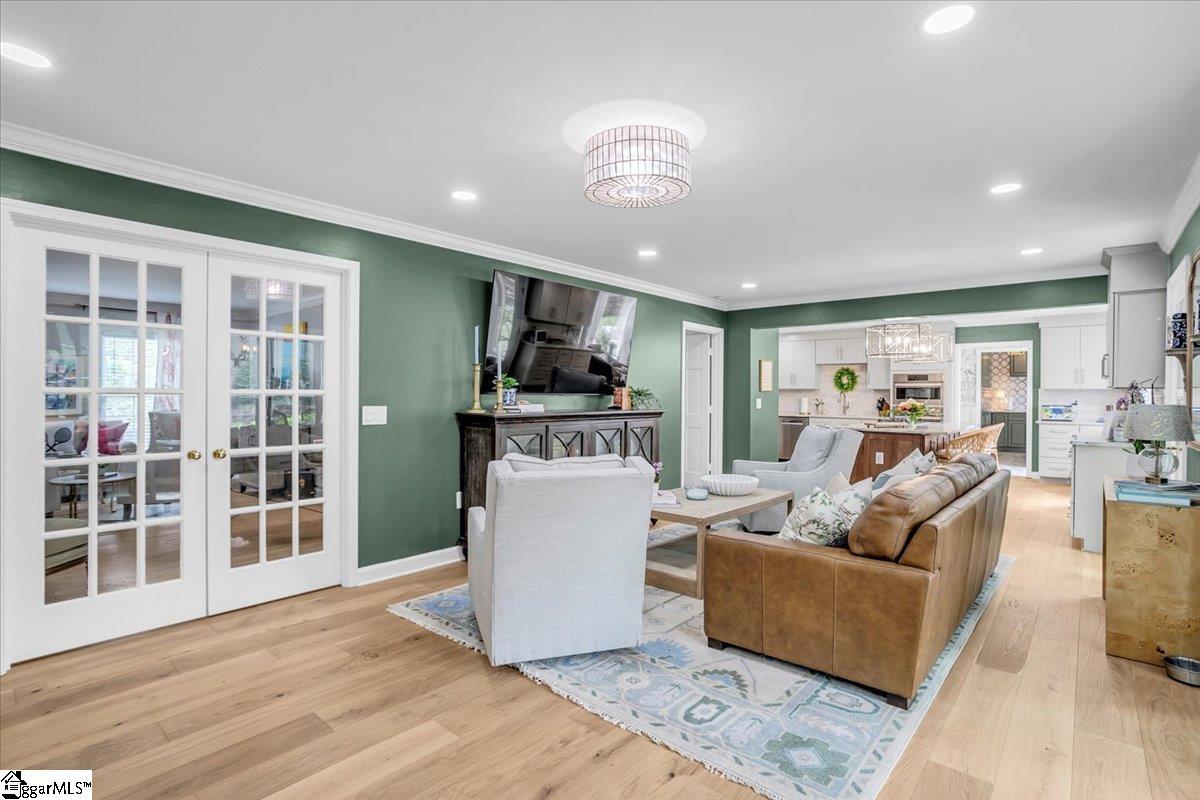 Greer, South Carolina 29650, United States, 4 Bedrooms Bedrooms, ,3 BathroomsBathrooms,Residential,Contingent,187250