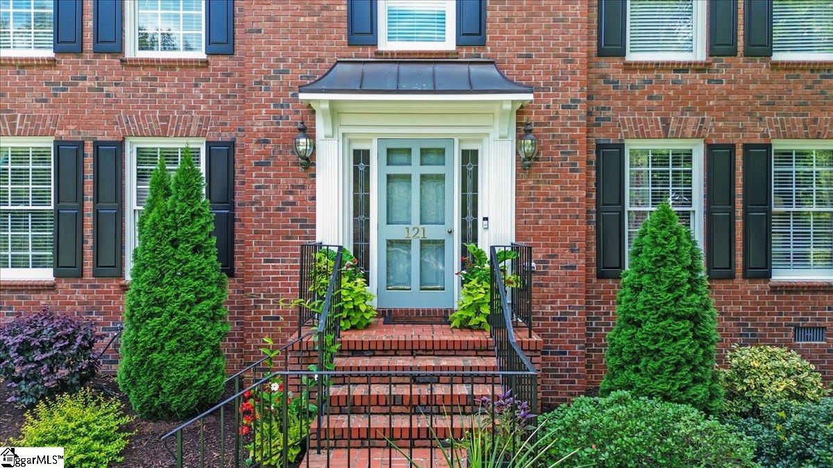 Greer, South Carolina 29650, United States, 4 Bedrooms Bedrooms, ,3 BathroomsBathrooms,Residential,Contingent,187250