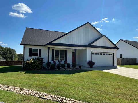 2991 Hwy 417 Woodruff SC 29388