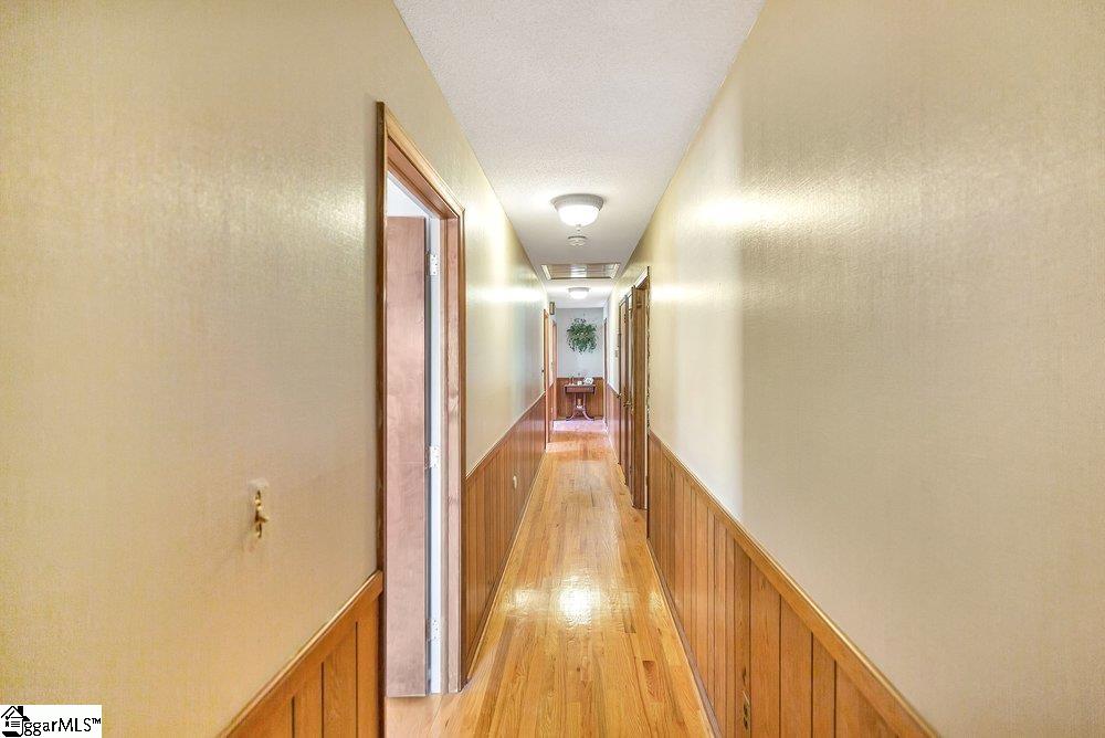 Anderson, South Carolina, 29625, United States, 3 Bedrooms Bedrooms, ,3 BathroomsBathrooms,Residential,Active,2045673