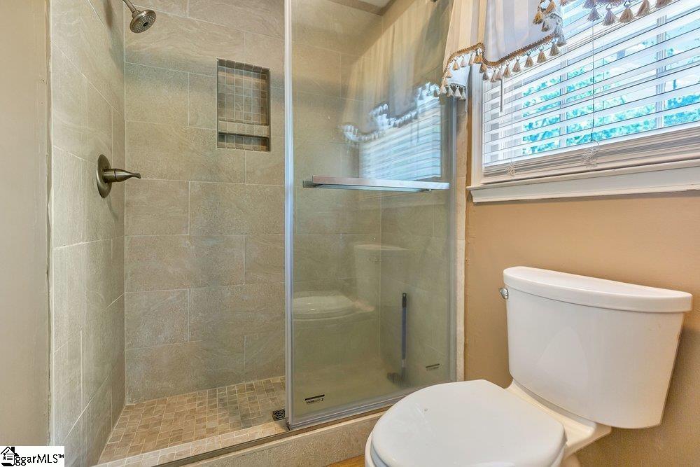 Anderson, South Carolina, 29625, United States, 3 Bedrooms Bedrooms, ,3 BathroomsBathrooms,Residential,Active,2045673