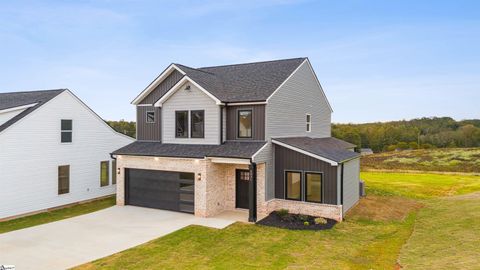 A home in Chesnee
