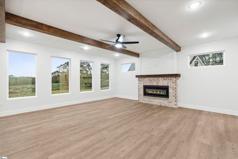A home in Chesnee