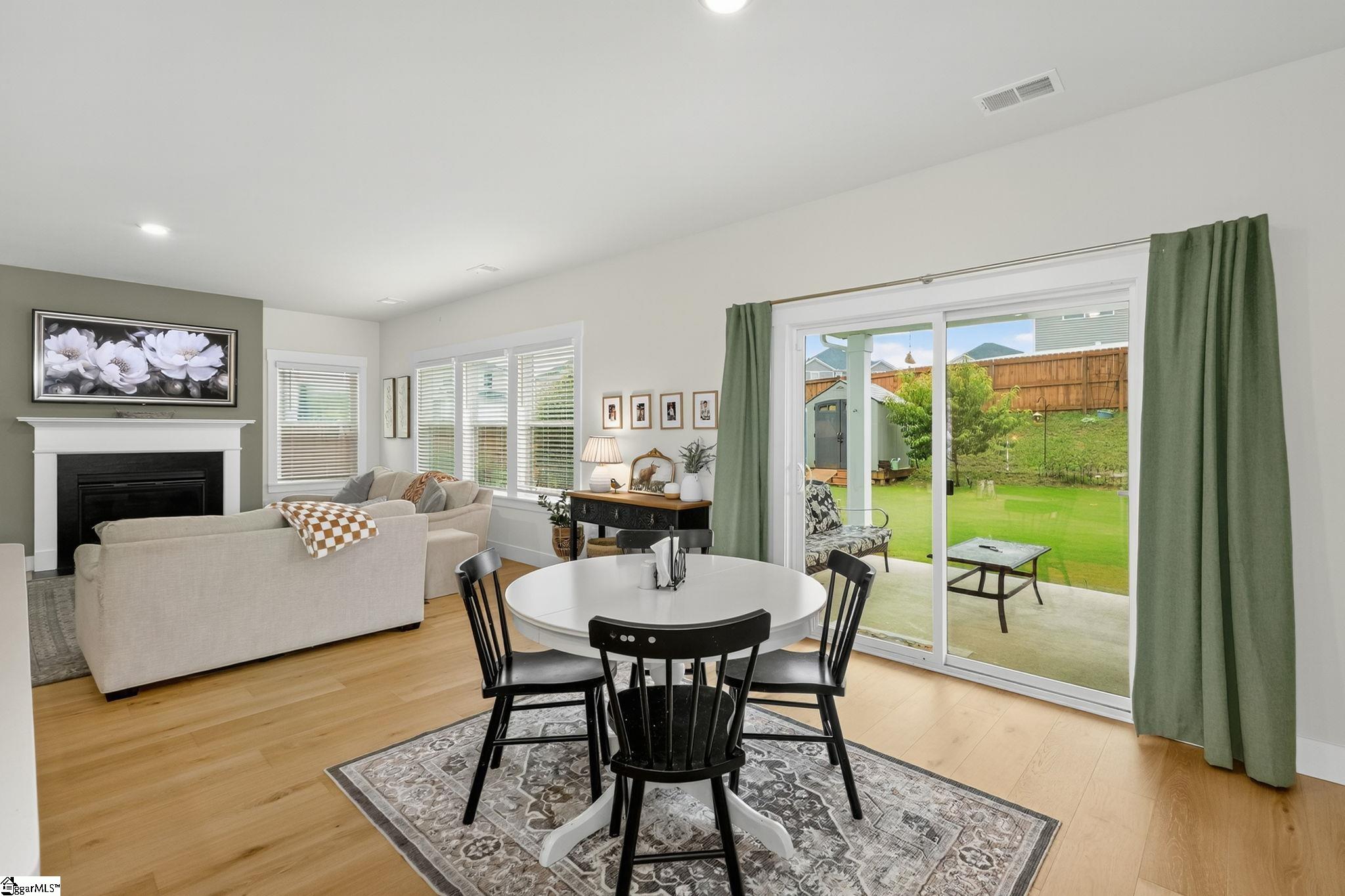 Simpsonville, South Carolina 29680, United States, 4 Bedrooms Bedrooms, ,3 BathroomsBathrooms,Residential,Active,186405