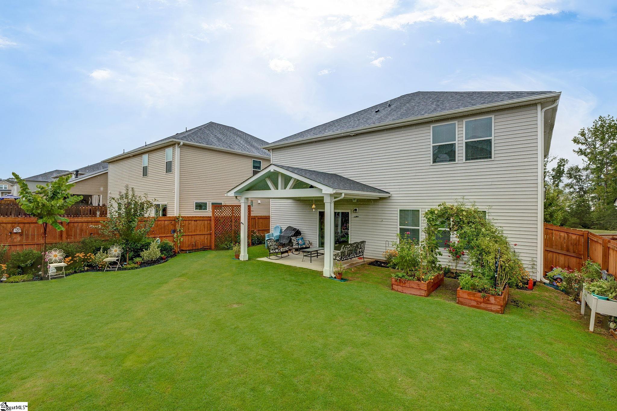 Simpsonville, South Carolina 29680, United States, 4 Bedrooms Bedrooms, ,3 BathroomsBathrooms,Residential,Active,186405