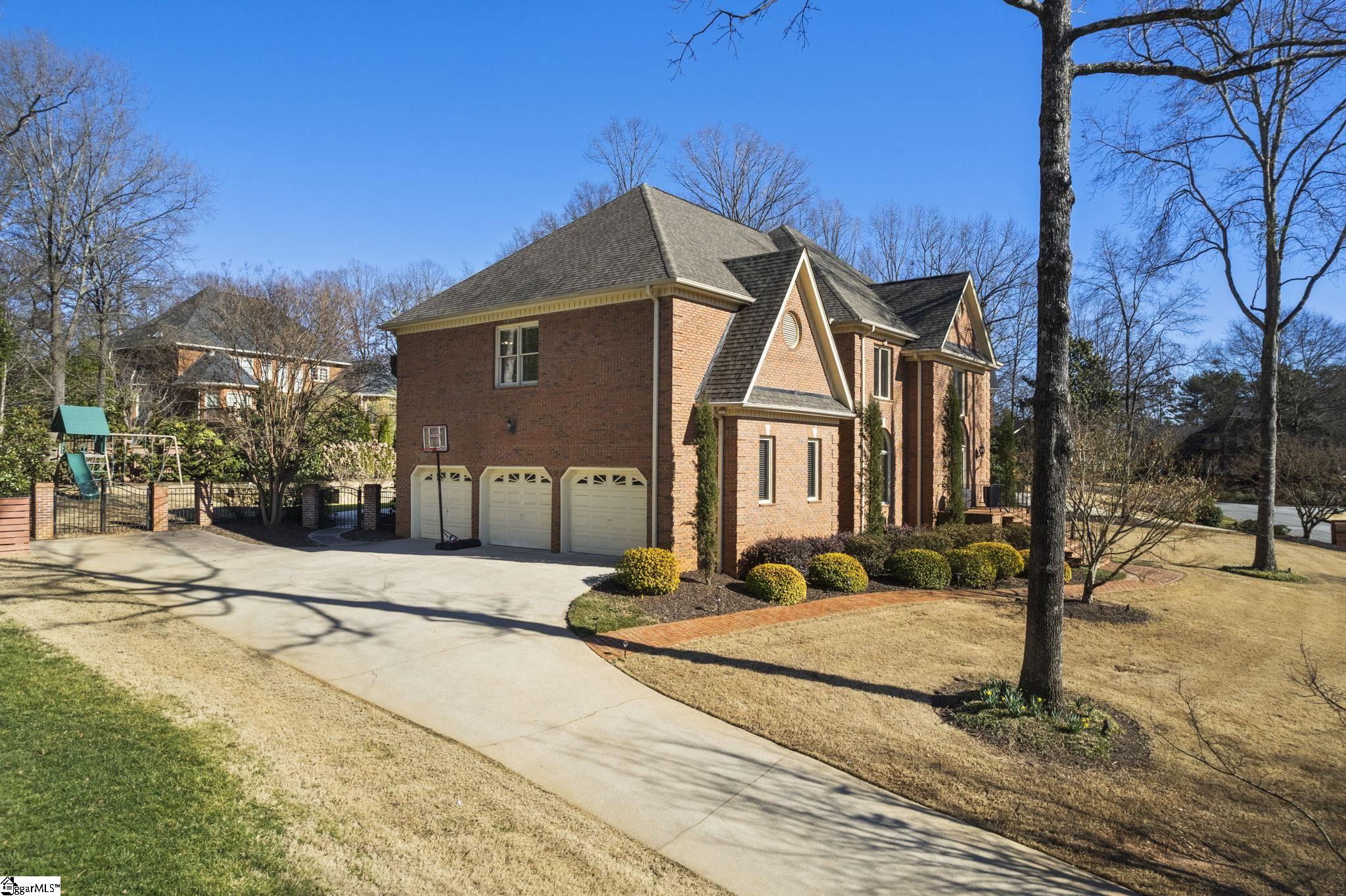 204 Waterford Lane