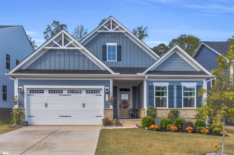 Photo of 977 Jade Way, Moore, SC 29369 (MLS # 1572216)
