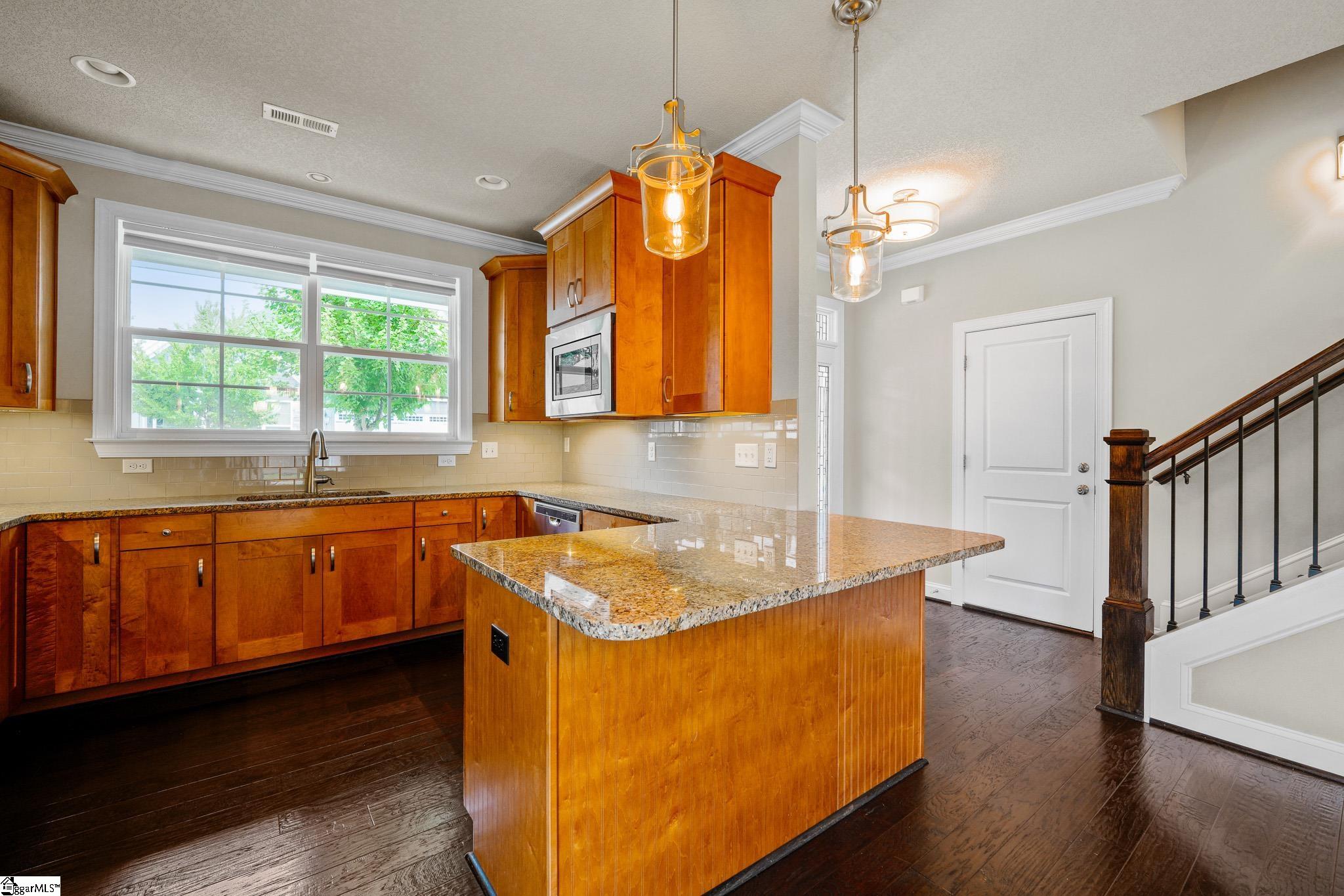 Greenville, South Carolina 29601, United States, 4 Bedrooms Bedrooms, ,3 BathroomsBathrooms,Residential,Active,11741