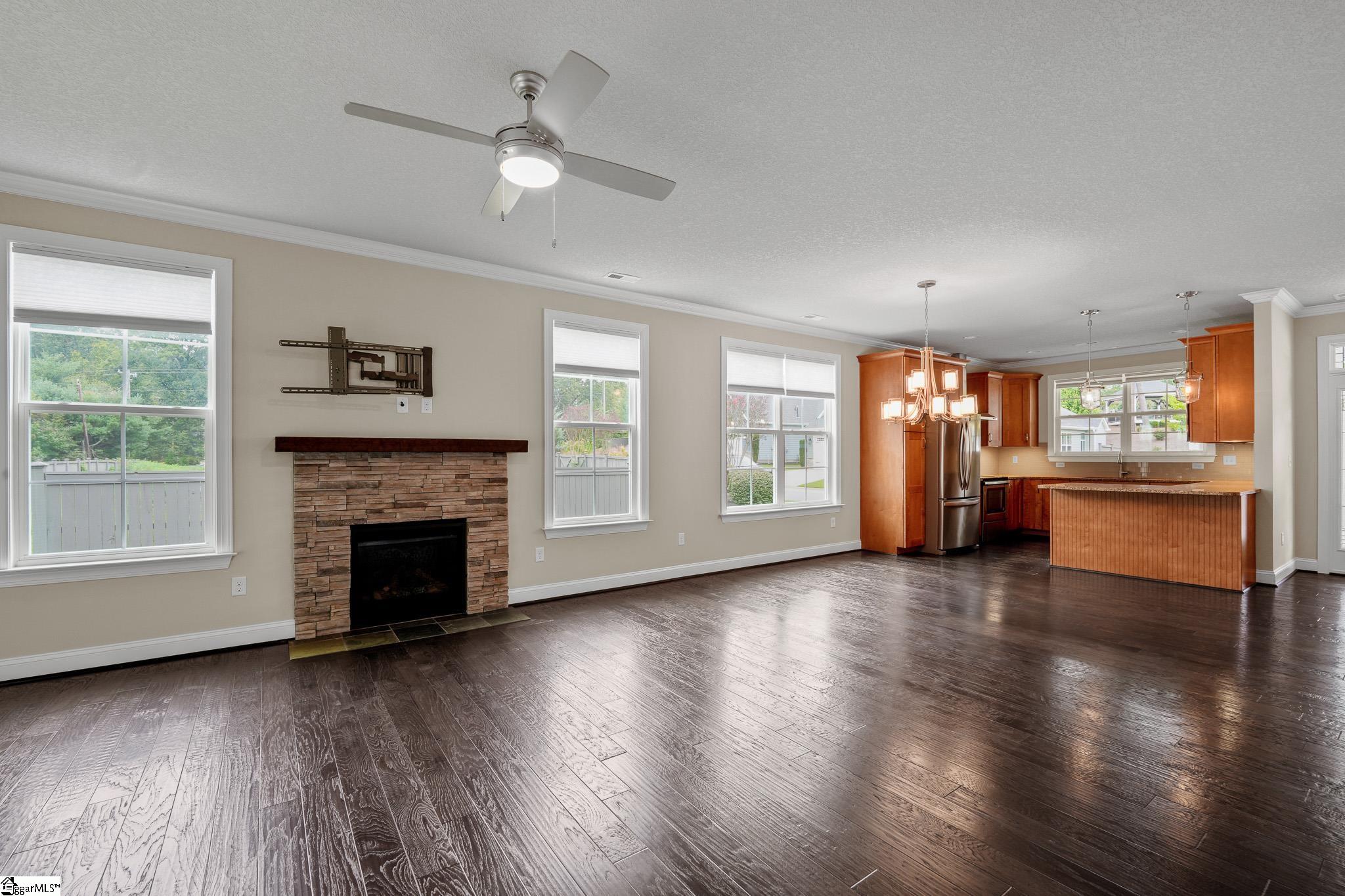 Greenville, South Carolina 29601, United States, 4 Bedrooms Bedrooms, ,3 BathroomsBathrooms,Residential,Active,11741