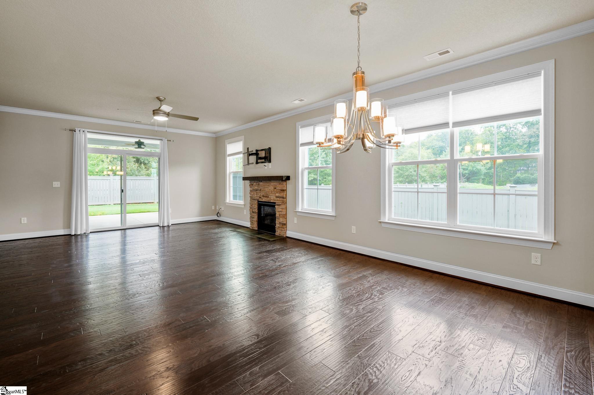 Greenville, South Carolina 29601, United States, 4 Bedrooms Bedrooms, ,3 BathroomsBathrooms,Residential,Active,11741