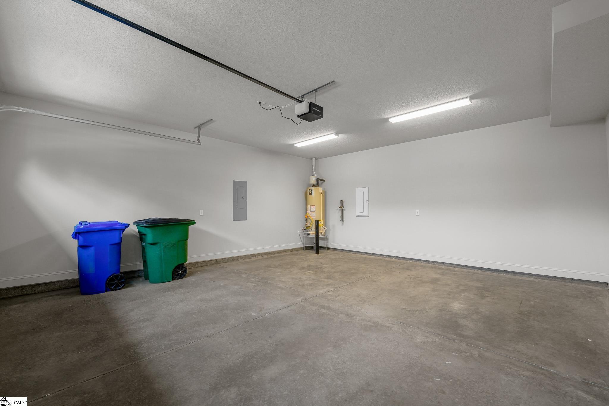 Greenville, South Carolina 29601, United States, 4 Bedrooms Bedrooms, ,3 BathroomsBathrooms,Residential,Active,11741