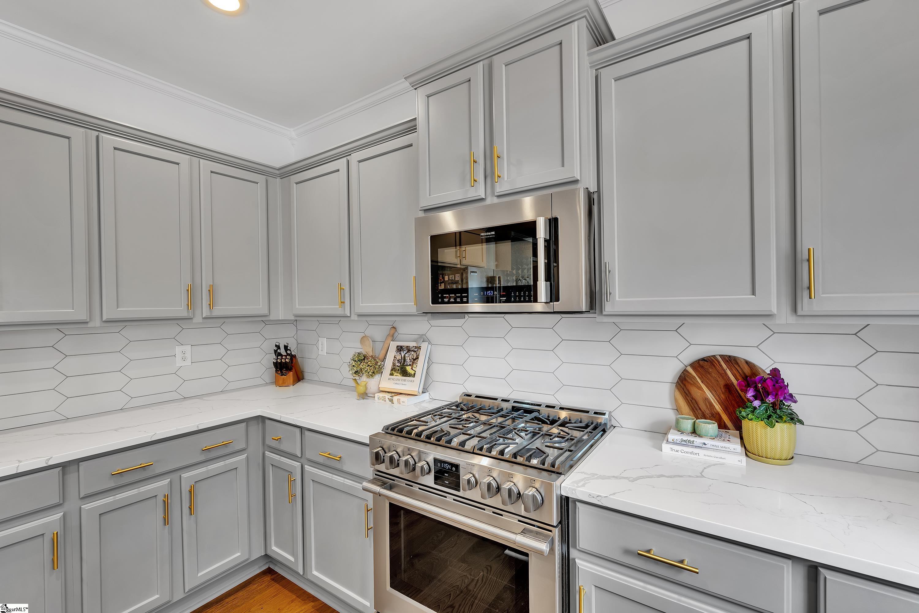 Simpsonville, South Carolina 29681, United States, 4 Bedrooms Bedrooms, ,3 BathroomsBathrooms,Residential,Contingent,91172