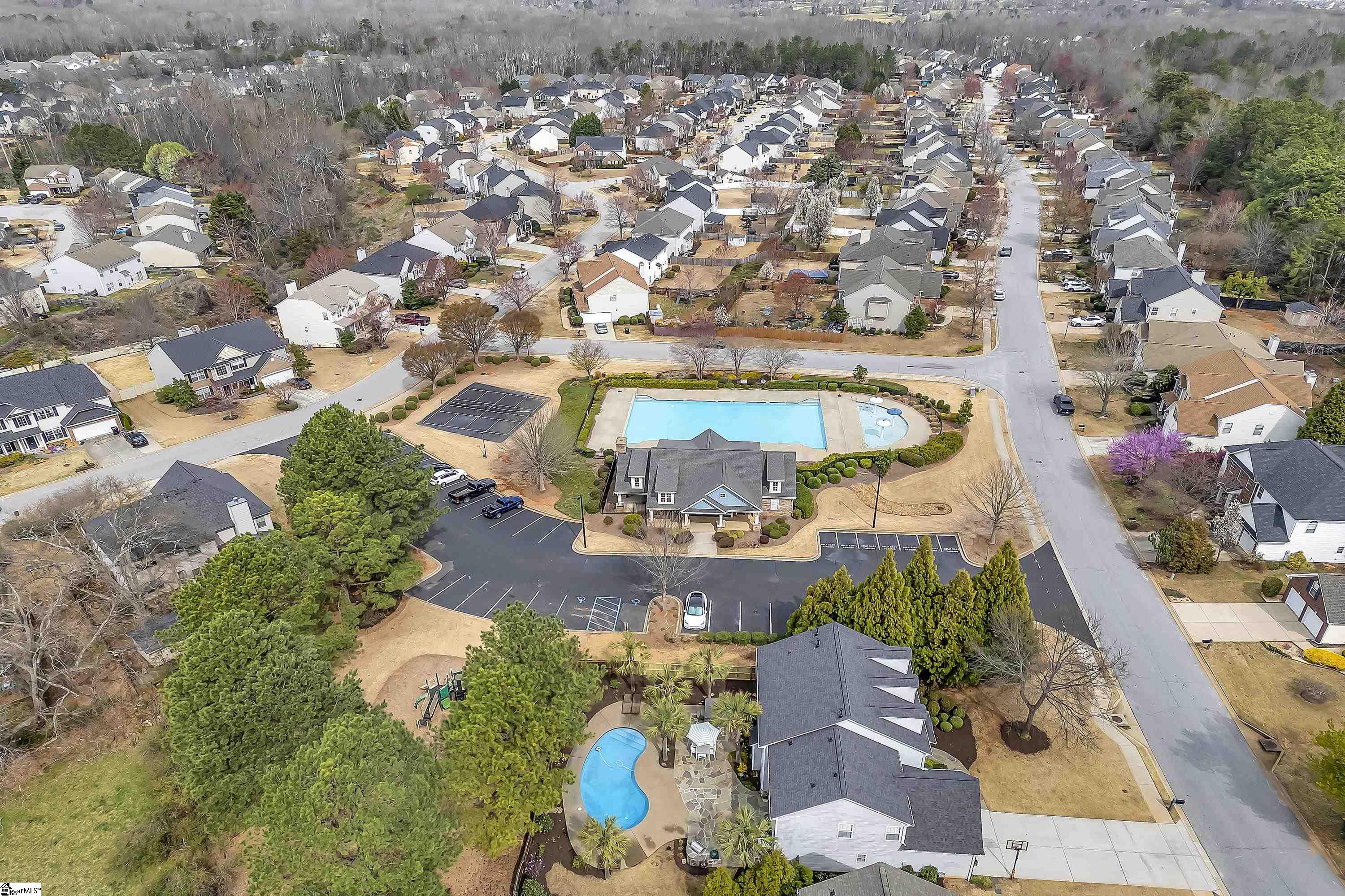 Simpsonville, South Carolina 29681, United States, 4 Bedrooms Bedrooms, ,3 BathroomsBathrooms,Residential,Contingent,91172