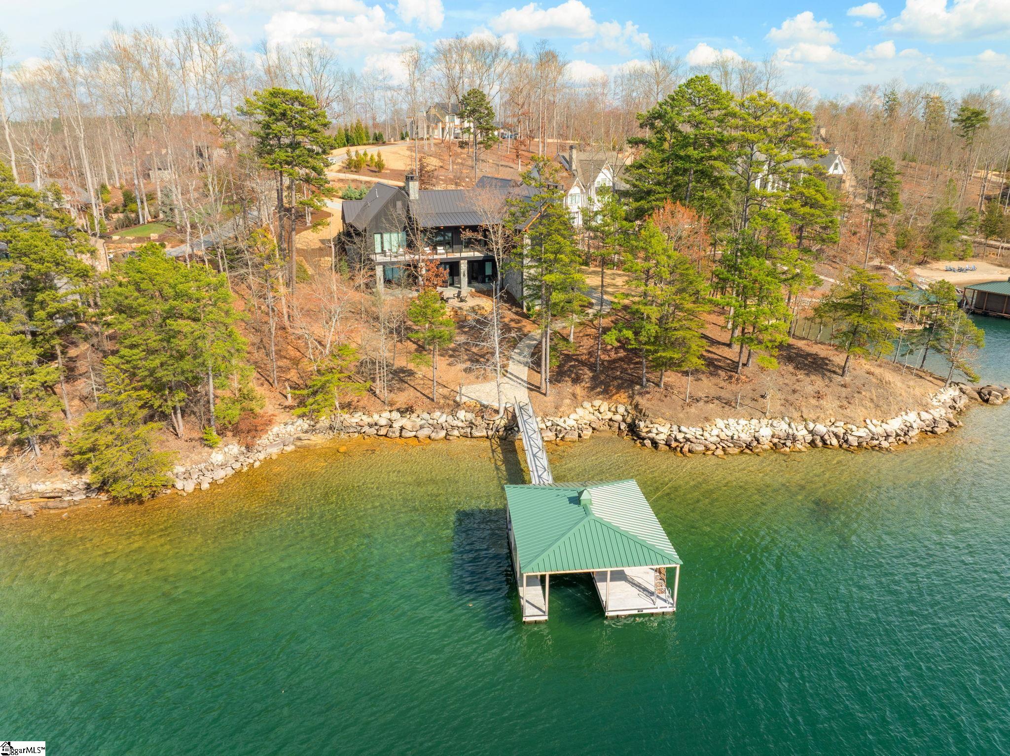 125 Waterfern Court